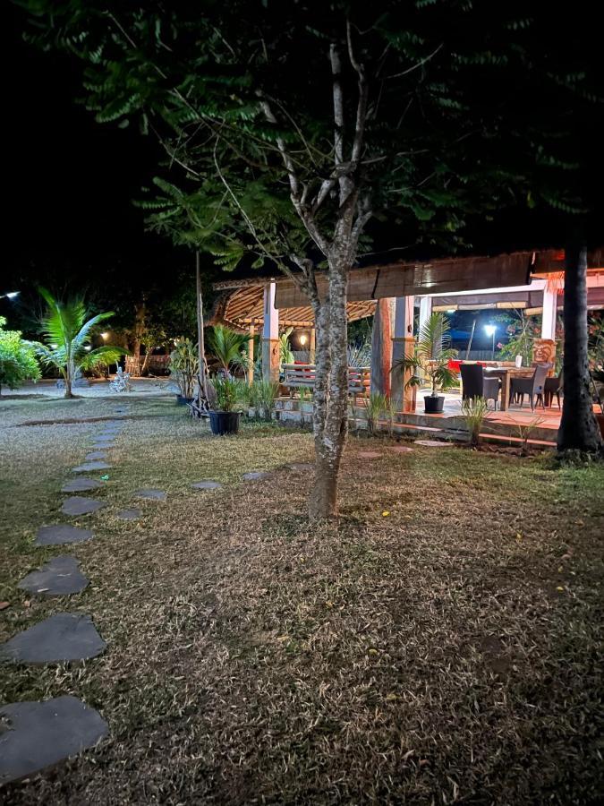 The Papalagi Resort Gili Gede Exterior foto
